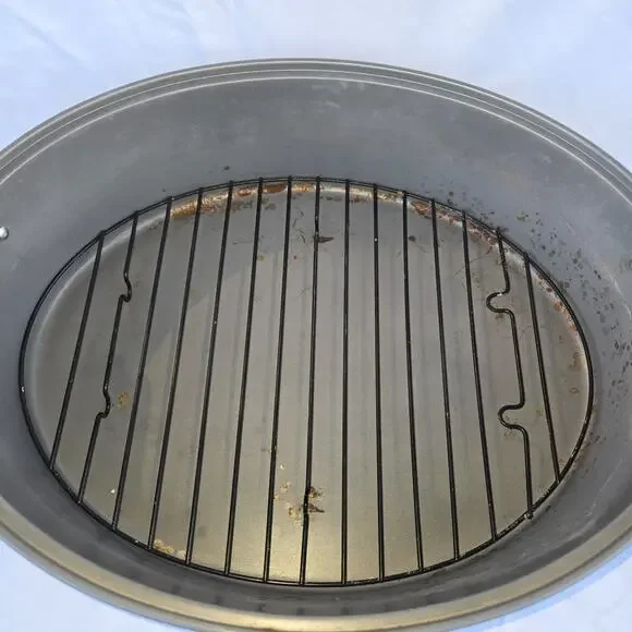 Tools of the Trade Dome Roaster 17" x 14" x 13" - Picture 3 of 16